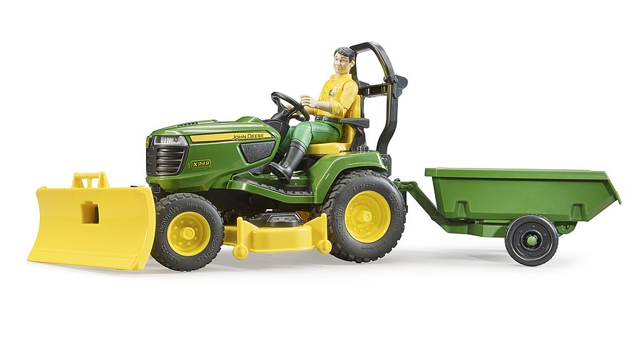 John Deere Lawn Tractor - 09824