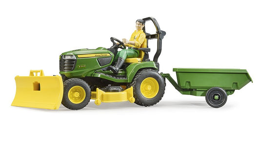 John Deere Lawn Tractor - 09824